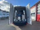 VW Crafter z Graco Reactor 2 E-30 Elite Maszyna do pianki poliuretanowej